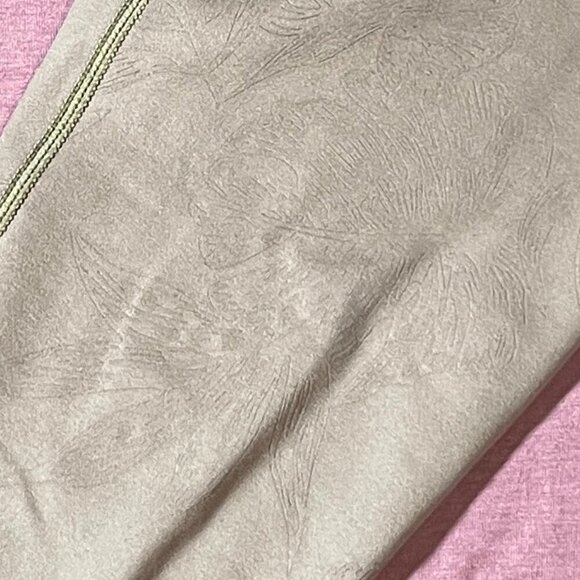 Zyia Active leggings in green with shadow floral pattern - size 2 - Picture 2 of 6